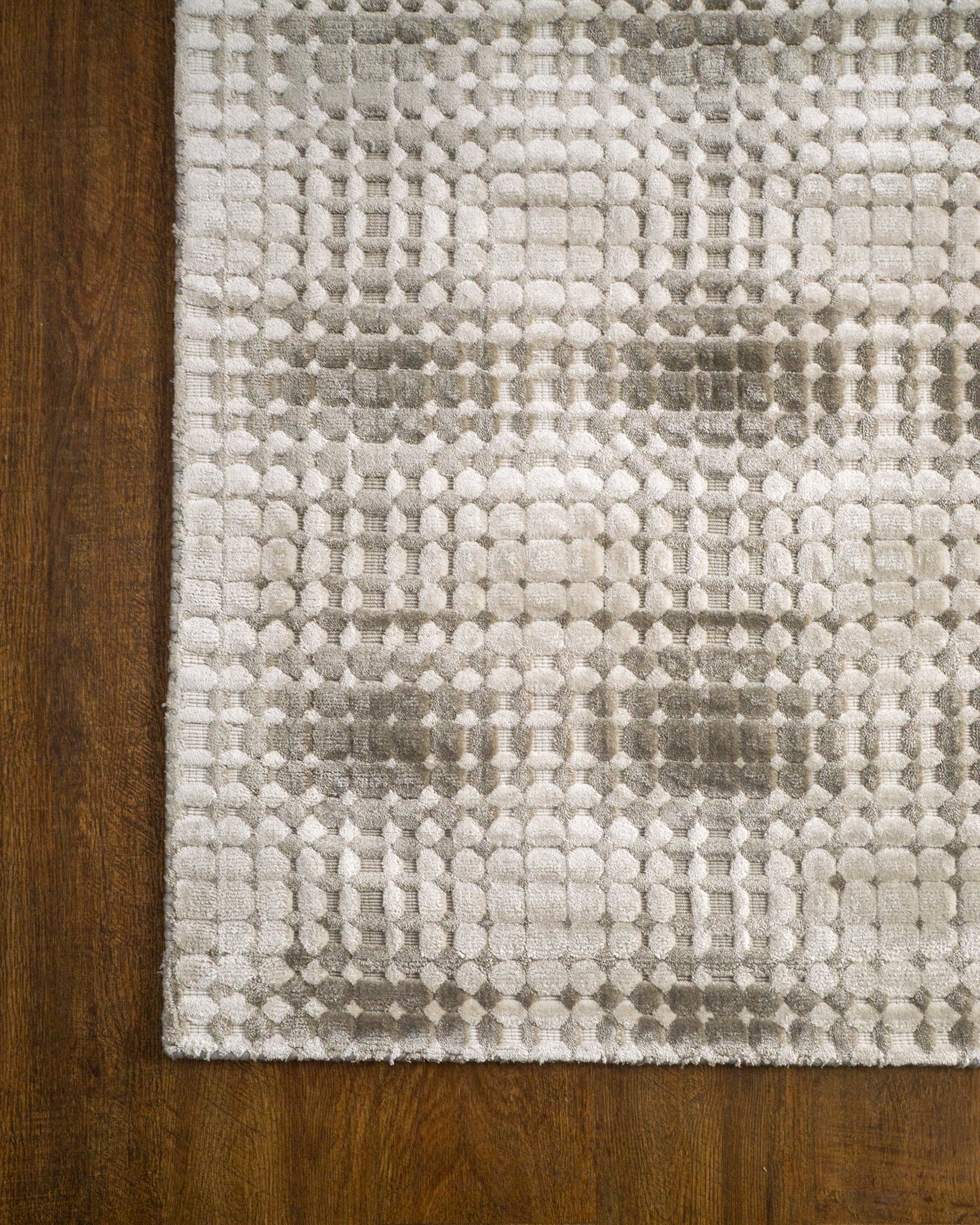 Gleam Viscose Rug