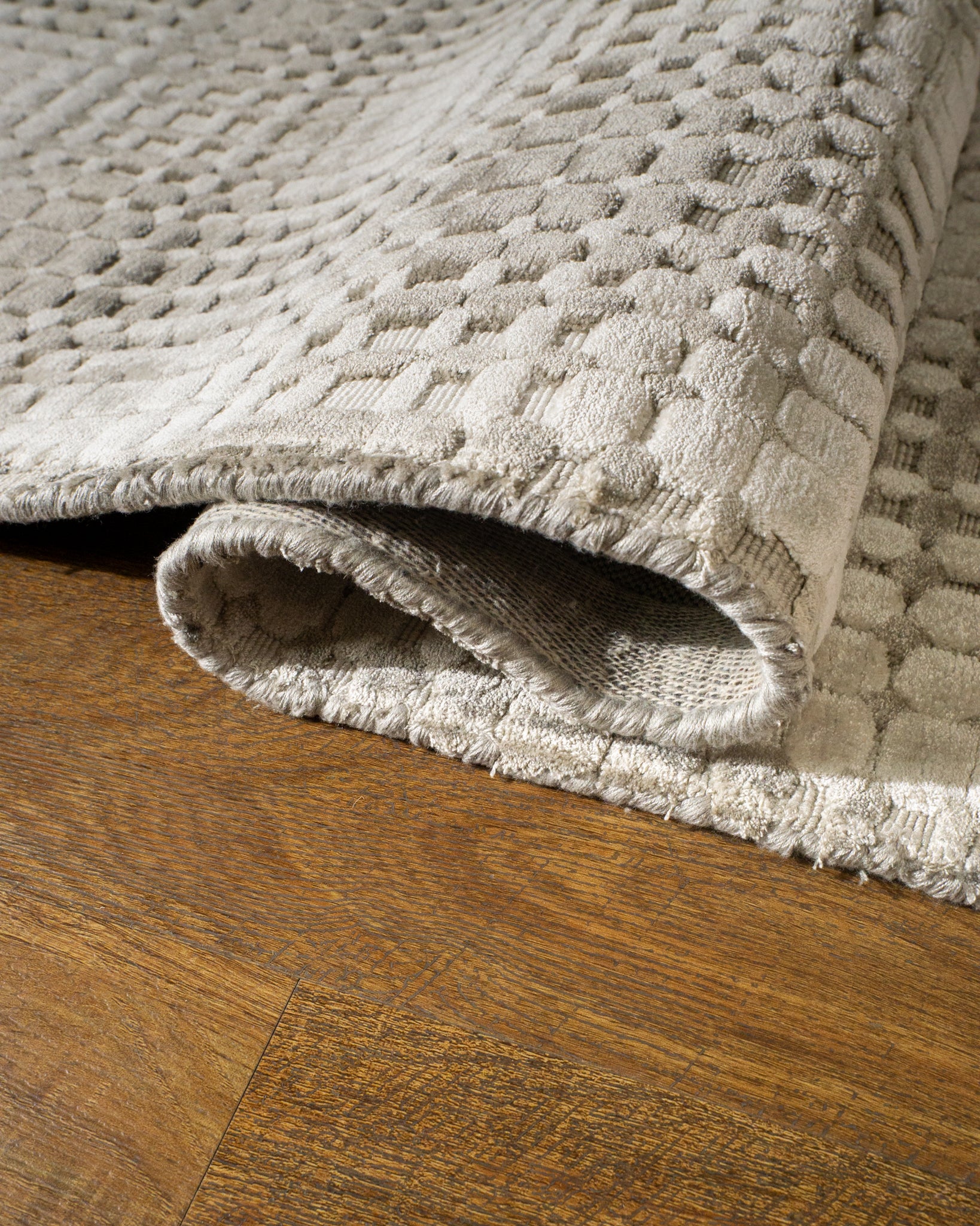 Gleam Viscose Rug