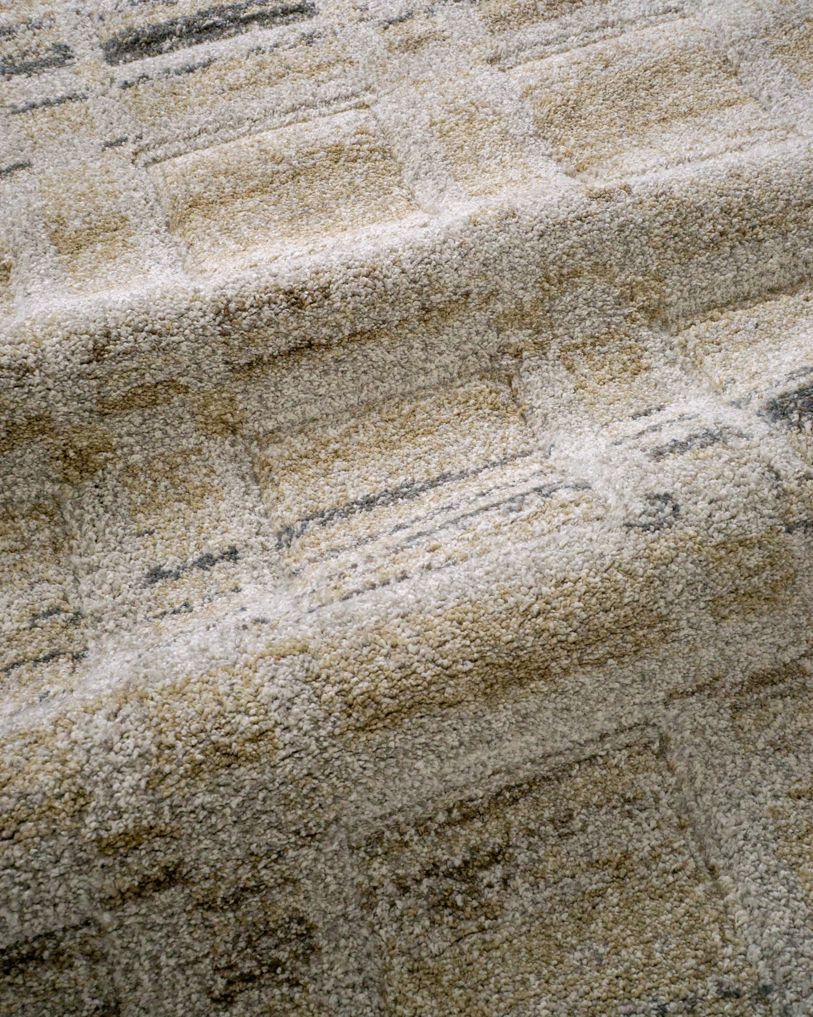 Sterling Geometric Abstract Rug