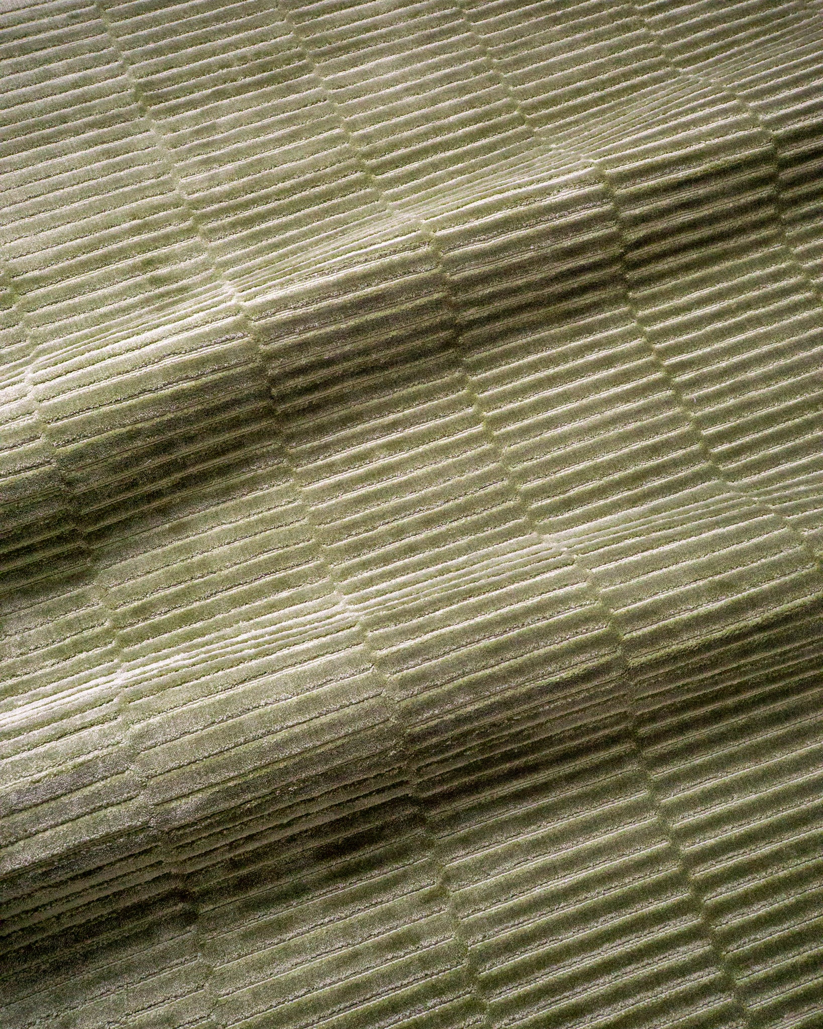 Nova Viscose Rug