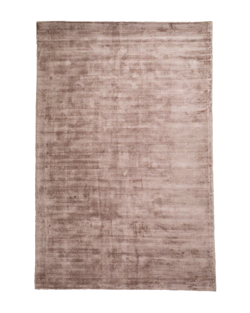 Amara viscose hand-loomed area rug in Light Mauve, full rug view